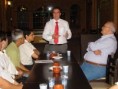 /album/galeria-de-fotos/deputado-em-pe-jpg/